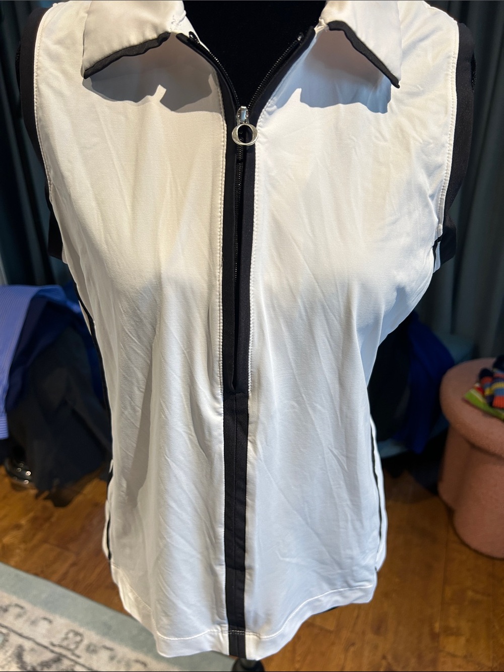 Kinona White and Black Sleeveless Zip-Front Tank